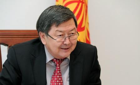 Премьер-министр Киргизии поручил Правительству разработать меры по переводу делопроизводства на госязык.