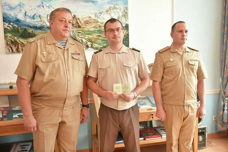 Кыргызстанец получил посмертную награду за прадеда