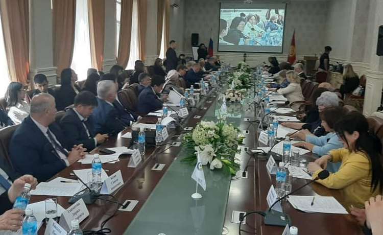 В Бишкеке обсудили роль народной дипломатии в российско-кыргызских отношениях 