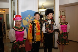 Архивные фотографии открытия Российского центра науки и культуры в Бишкеке